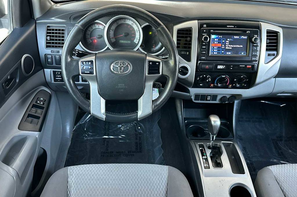Thumbnail: 2013 Toyota Tacoma - 10