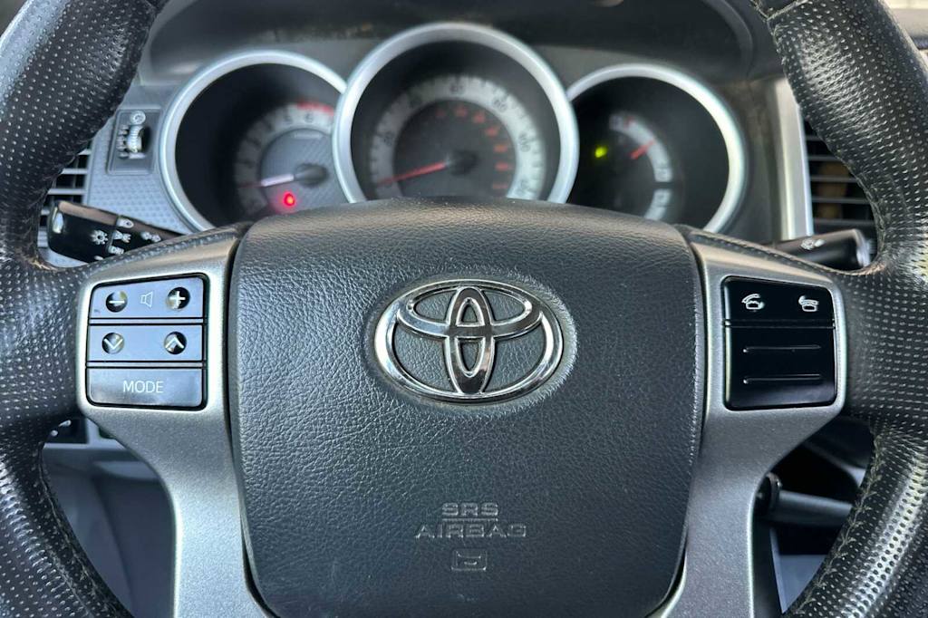 Thumbnail: 2013 Toyota Tacoma - 27