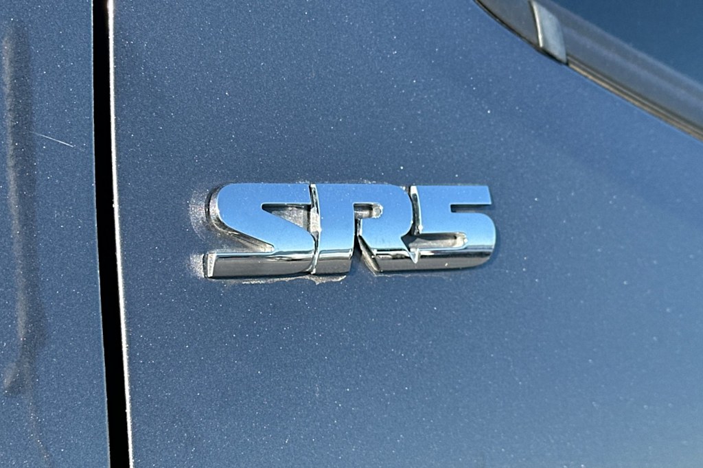 Thumbnail: 2021 Toyota Tacoma - 7