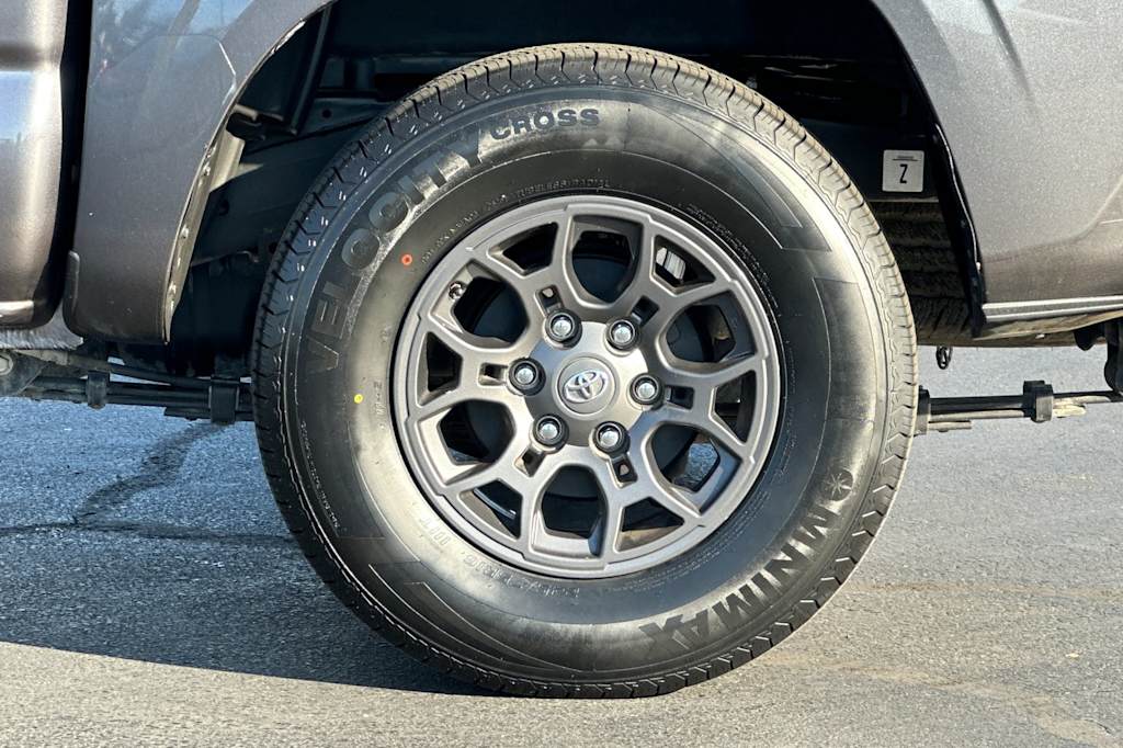 Thumbnail: 2021 Toyota Tacoma - 8