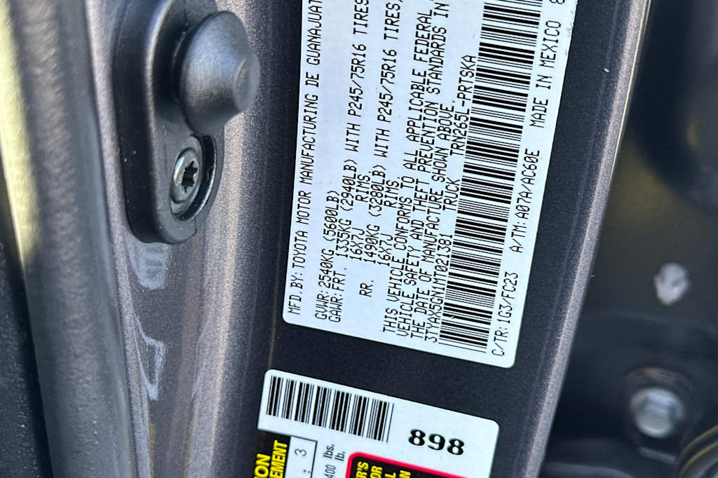 Thumbnail: 2021 Toyota Tacoma - 17