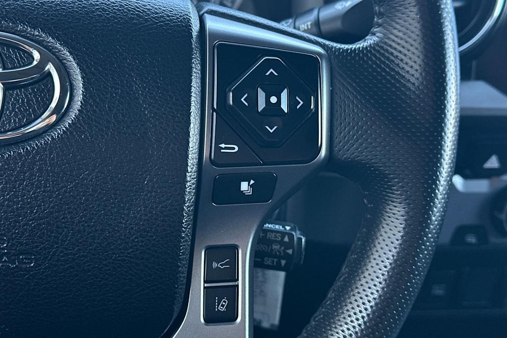 Thumbnail: 2021 Toyota Tacoma - 29