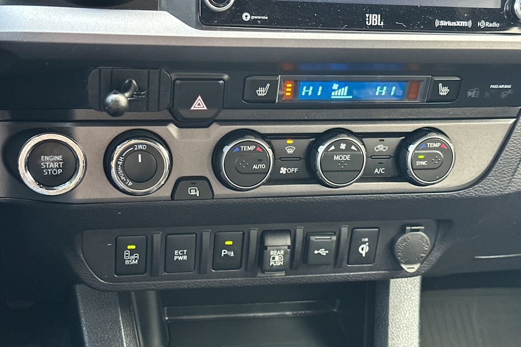 Thumbnail: 2023 Toyota Tacoma - 27