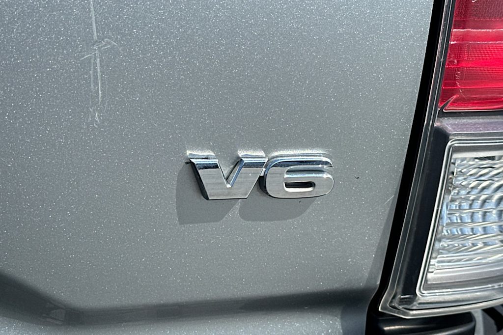 Thumbnail: 2023 Toyota Tacoma - 7