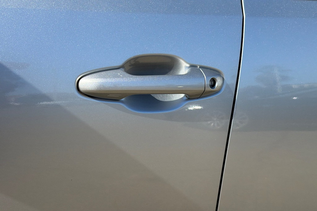Thumbnail: 2023 Toyota Tacoma - 6