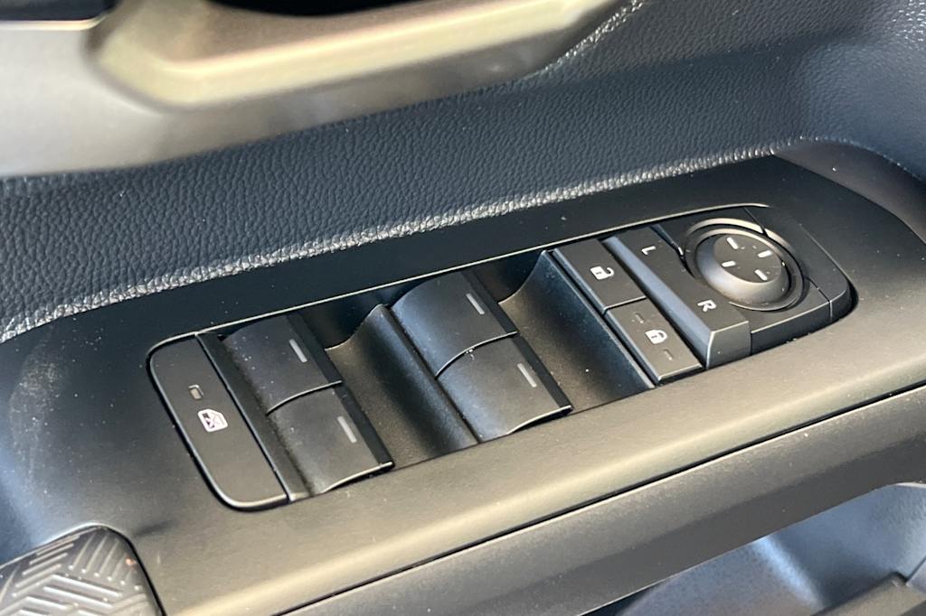 Thumbnail: 2025 Toyota Tacoma - 19