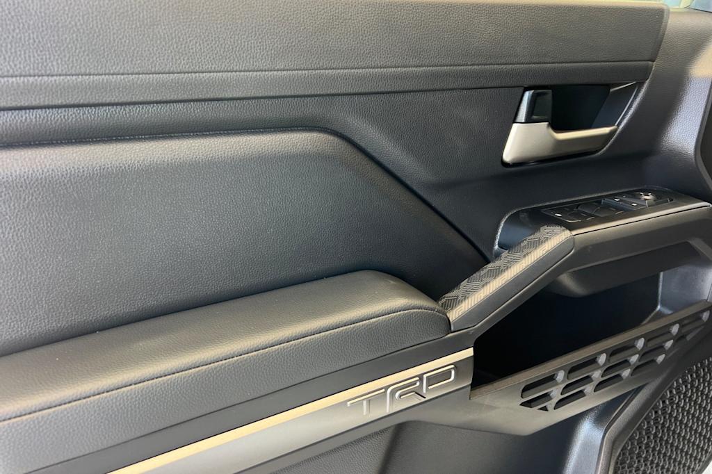 Thumbnail: 2025 Toyota Tacoma - 18