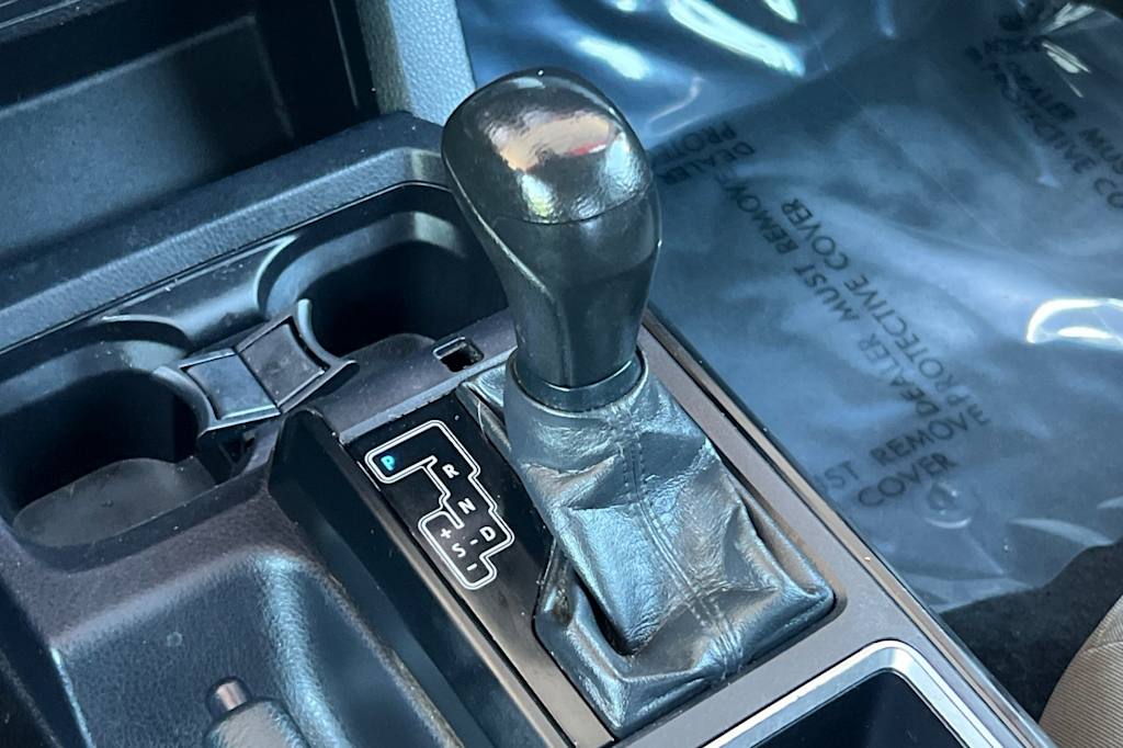 Thumbnail: 2022 Toyota Tacoma - 13