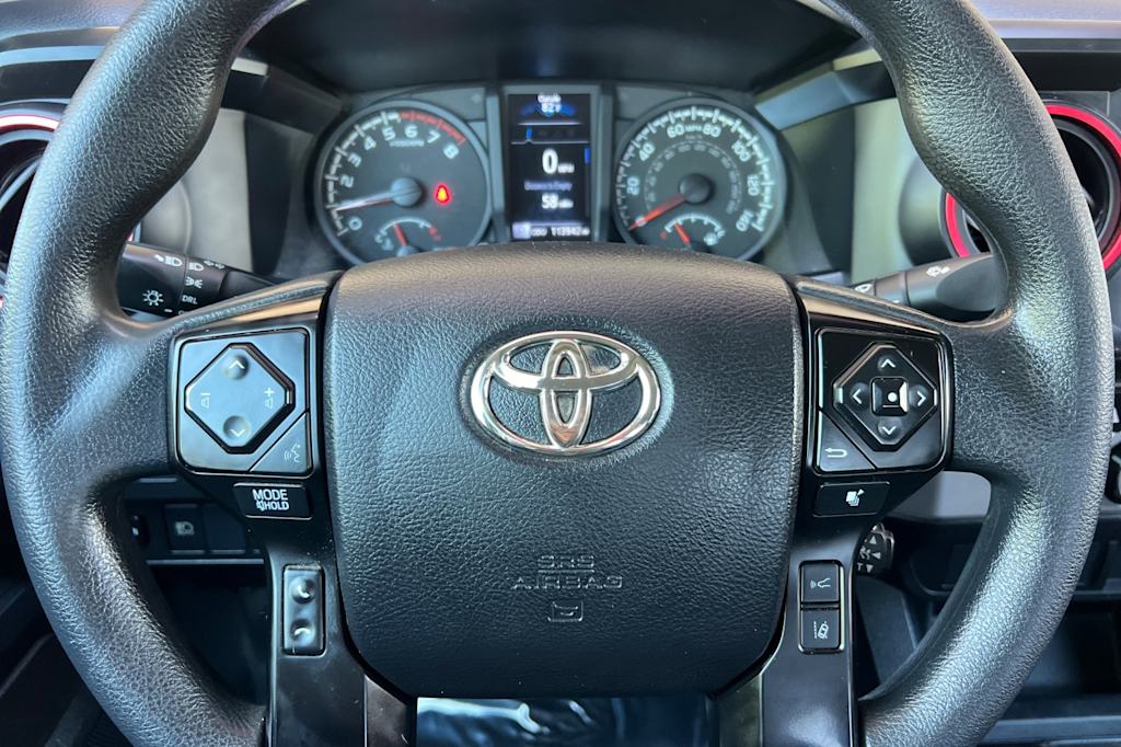 Thumbnail: 2022 Toyota Tacoma - 25