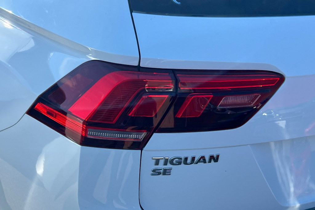 Thumbnail: 2020 Volkswagen Tiguan - 21