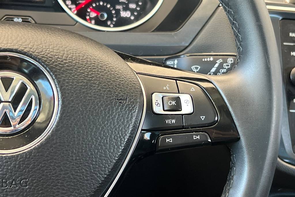 Thumbnail: 2020 Volkswagen Tiguan - 31