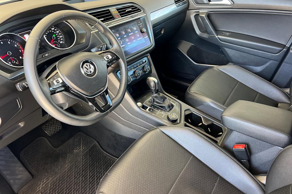 Thumbnail: 2020 Volkswagen Tiguan - 8