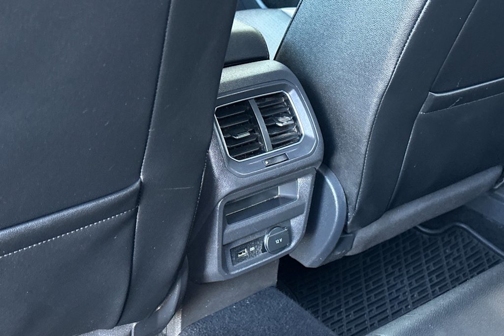 Thumbnail: 2018 Volkswagen Tiguan - 24