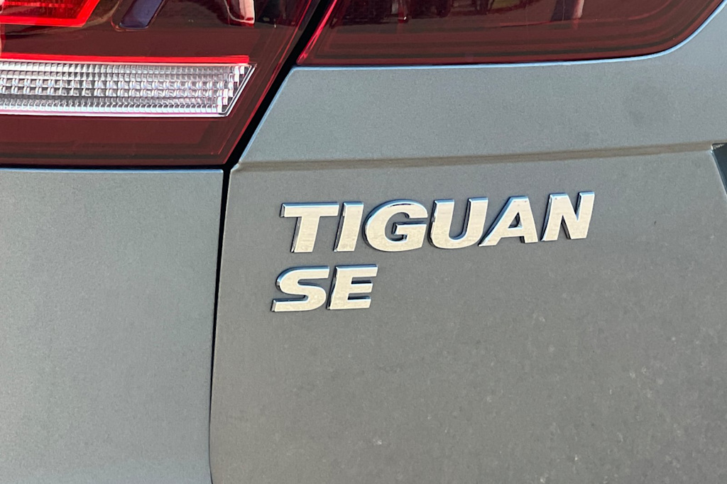 Thumbnail: 2021 Volkswagen Tiguan - 34