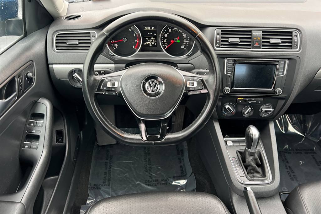 Thumbnail: 2016 Volkswagen Jetta - 10