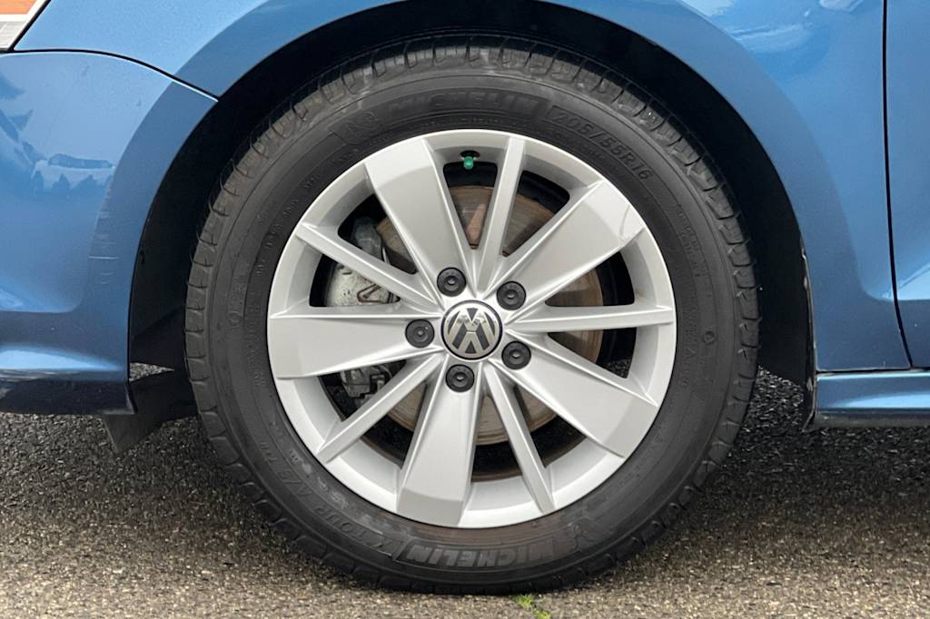 Thumbnail: 2016 Volkswagen Jetta - 7