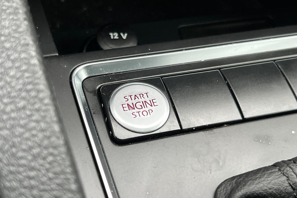 Thumbnail: 2016 Volkswagen Jetta - 24