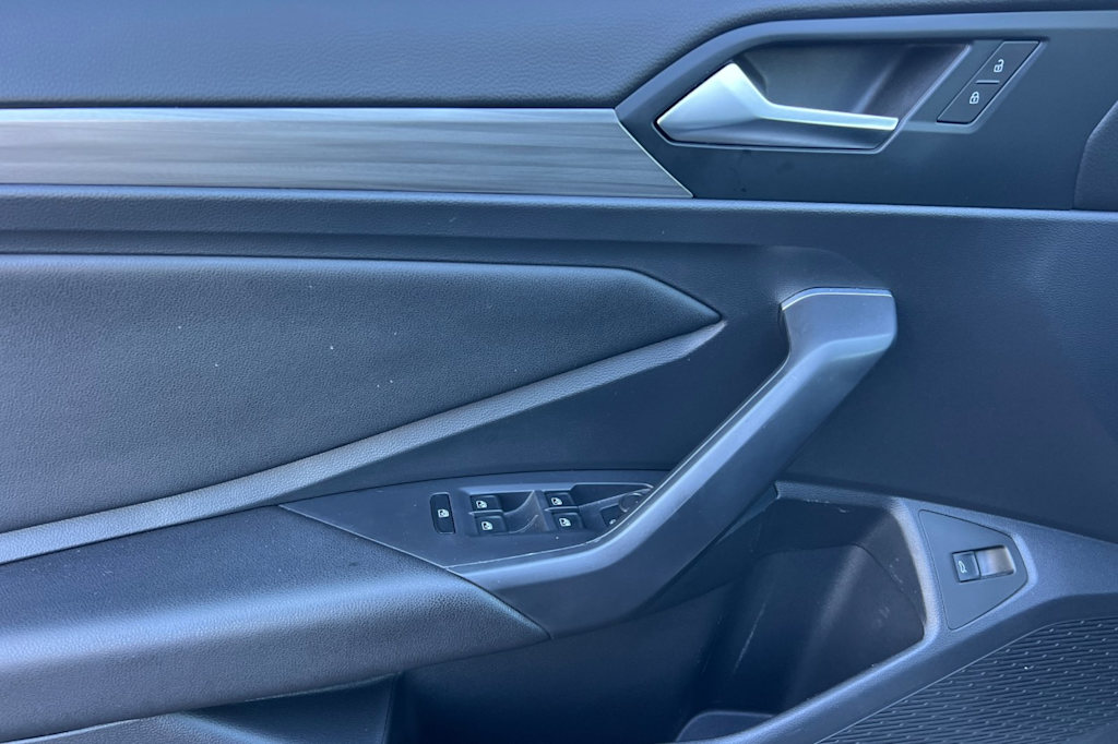 Thumbnail: 2019 Volkswagen Jetta - 20