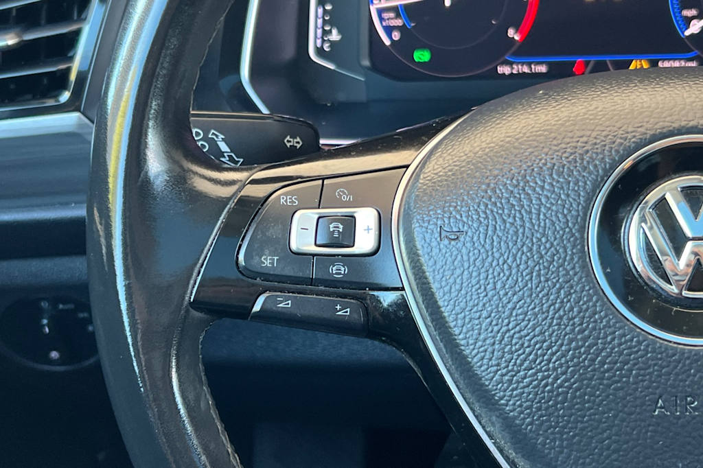 Thumbnail: 2019 Volkswagen Jetta - 21