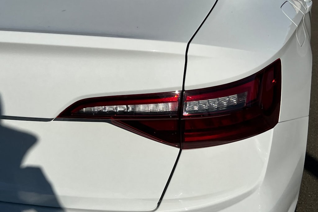 Thumbnail: 2020 Volkswagen Jetta - 19