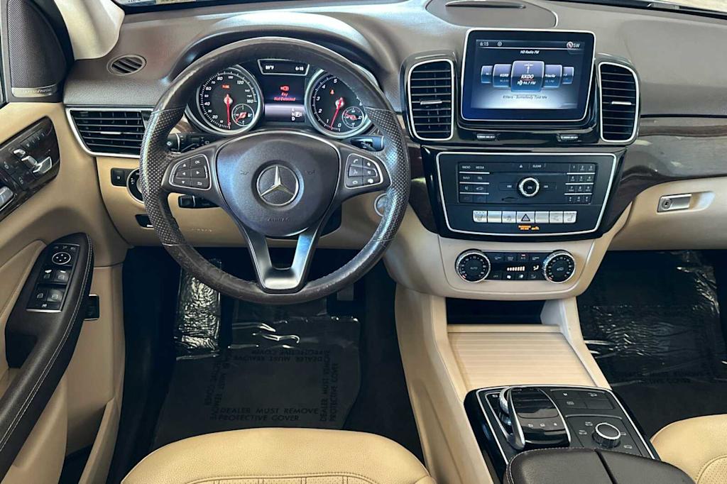 Thumbnail: 2016 Mercedes-Benz GLE - 11