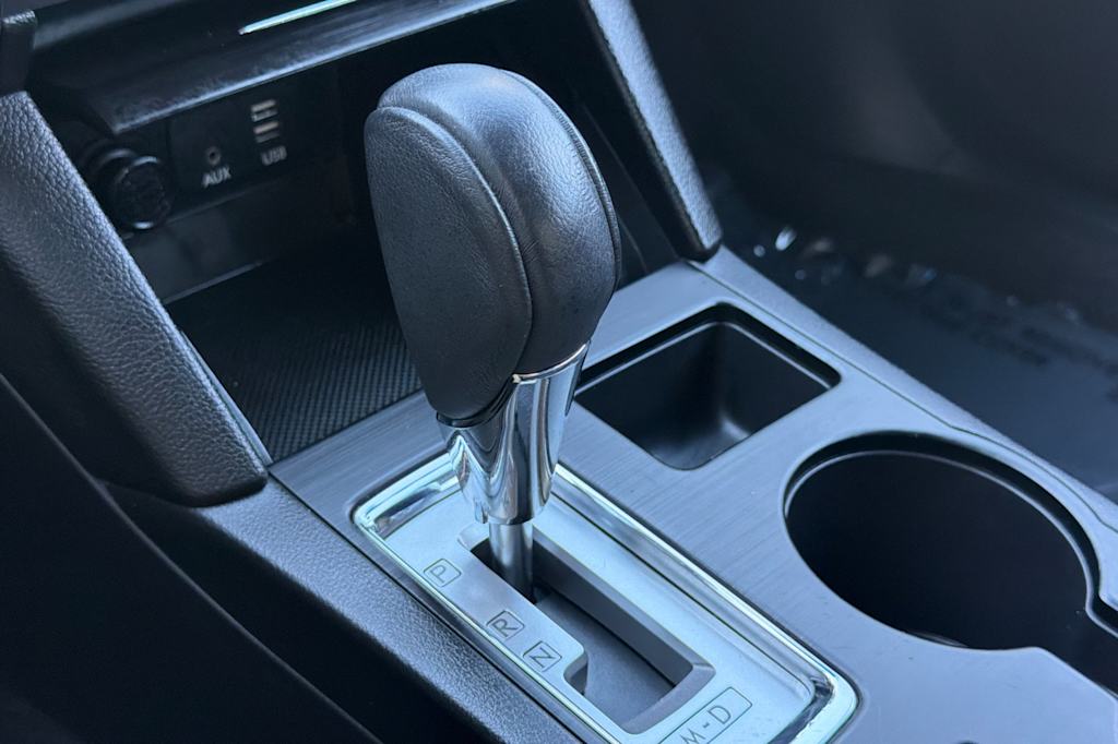 Thumbnail: 2015 Subaru Legacy - 14