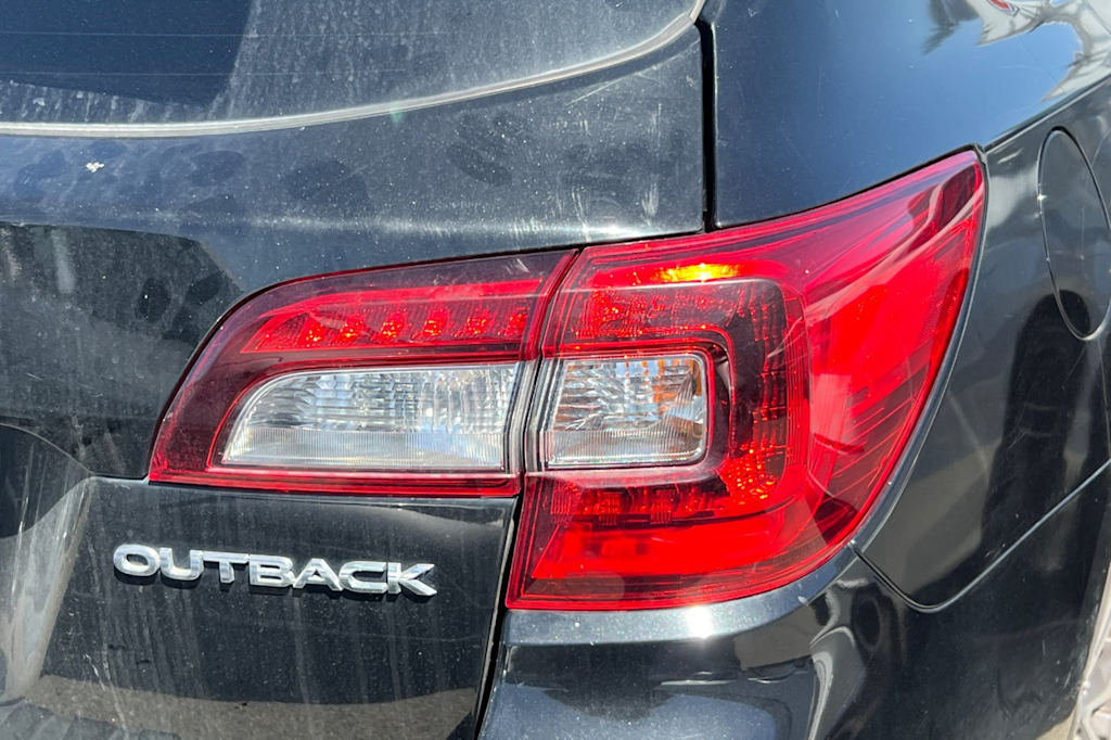 Thumbnail: 2018 Subaru Outback - 19