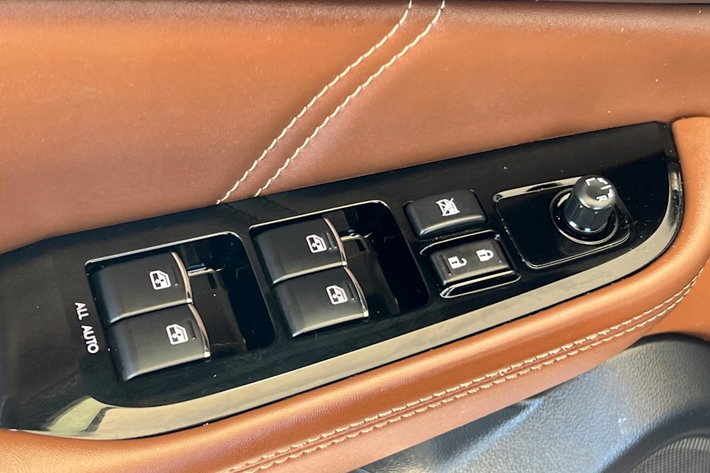 Thumbnail: 2018 Subaru Outback - 22
