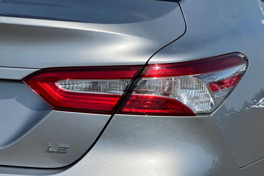 Thumbnail: 2018 Toyota Camry - 30