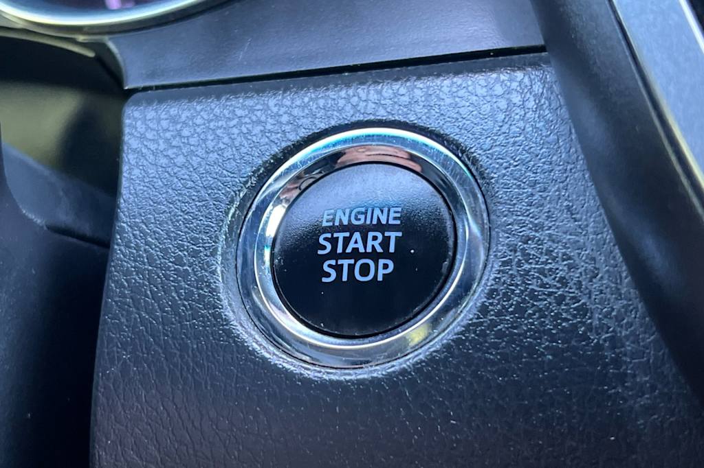 Thumbnail: 2019 Toyota Camry - 25