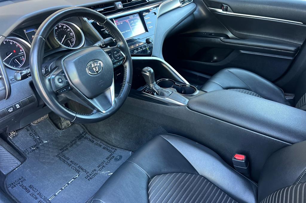 Thumbnail: 2019 Toyota Camry - 9