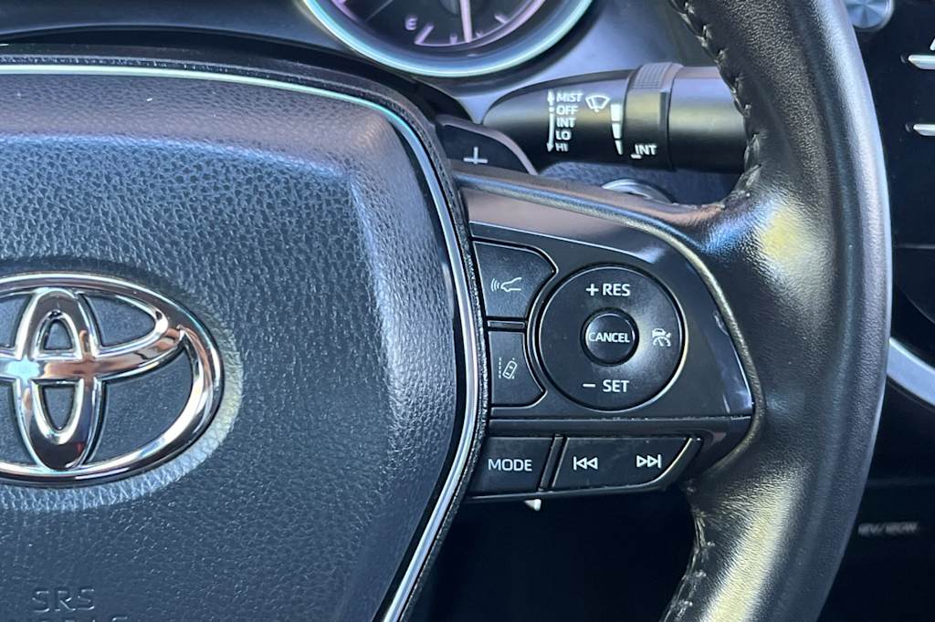 Thumbnail: 2019 Toyota Camry - 28