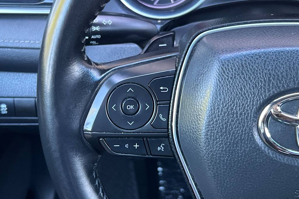 Thumbnail: 2019 Toyota Camry - 27