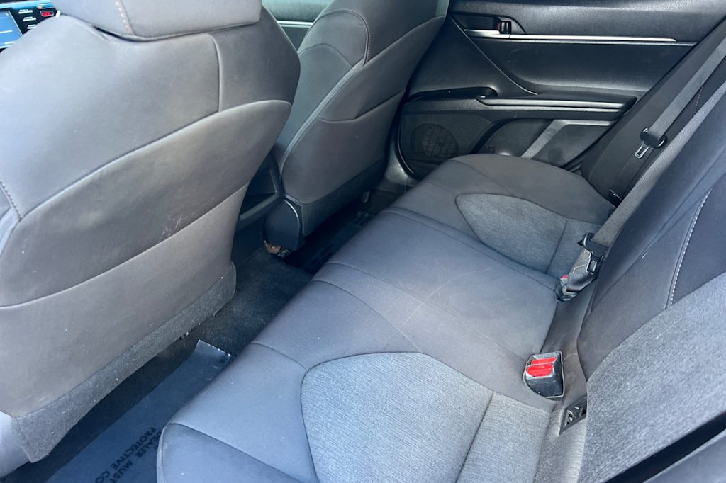 2018 Toyota Camry L 10