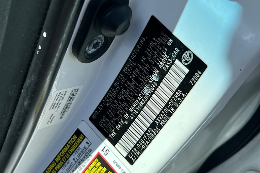 2018 Toyota Camry L 16