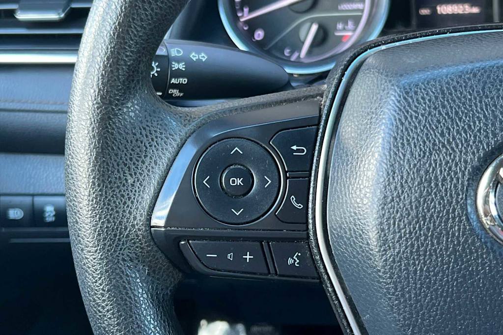 2018 Toyota Camry L 26