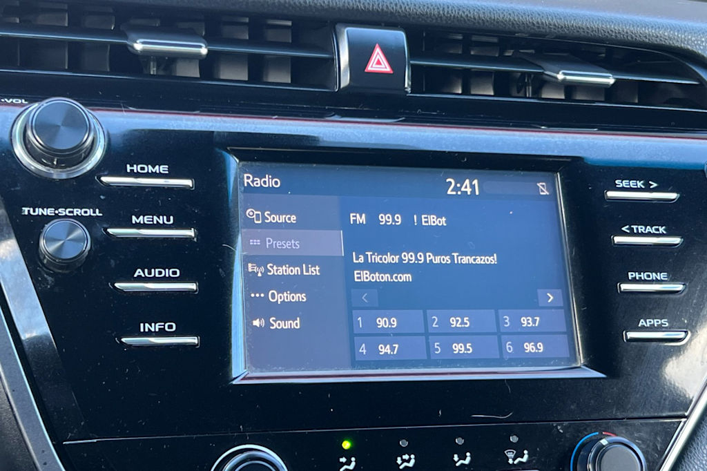 2018 Toyota Camry L 13
