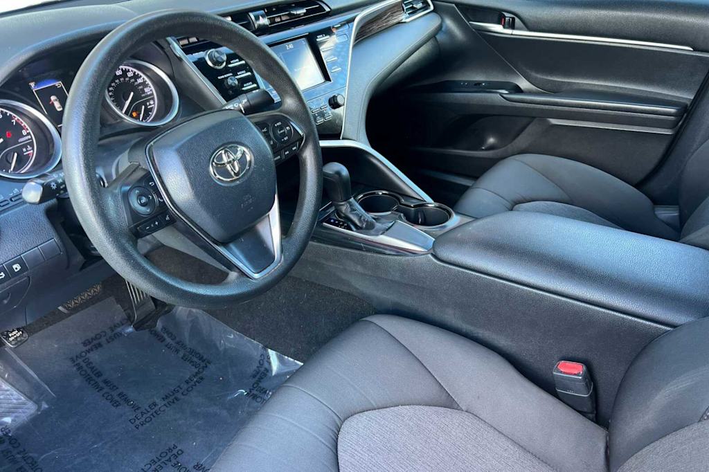 2018 Toyota Camry L 8