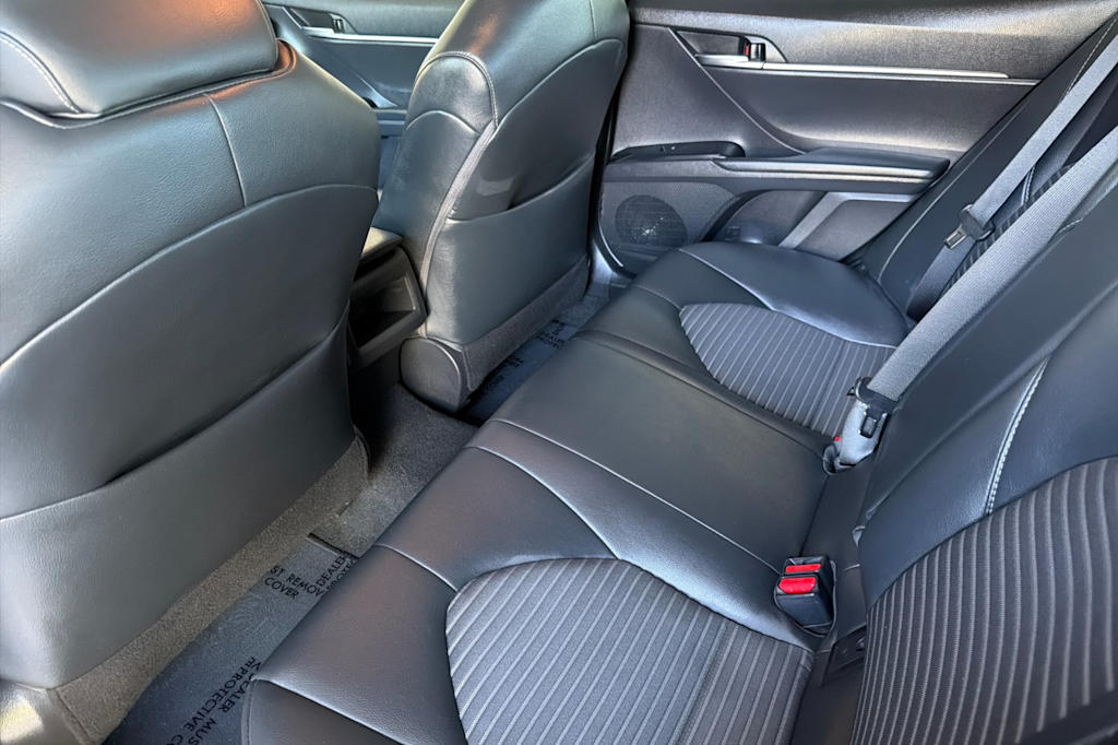 Thumbnail: 2019 Toyota Camry - 10