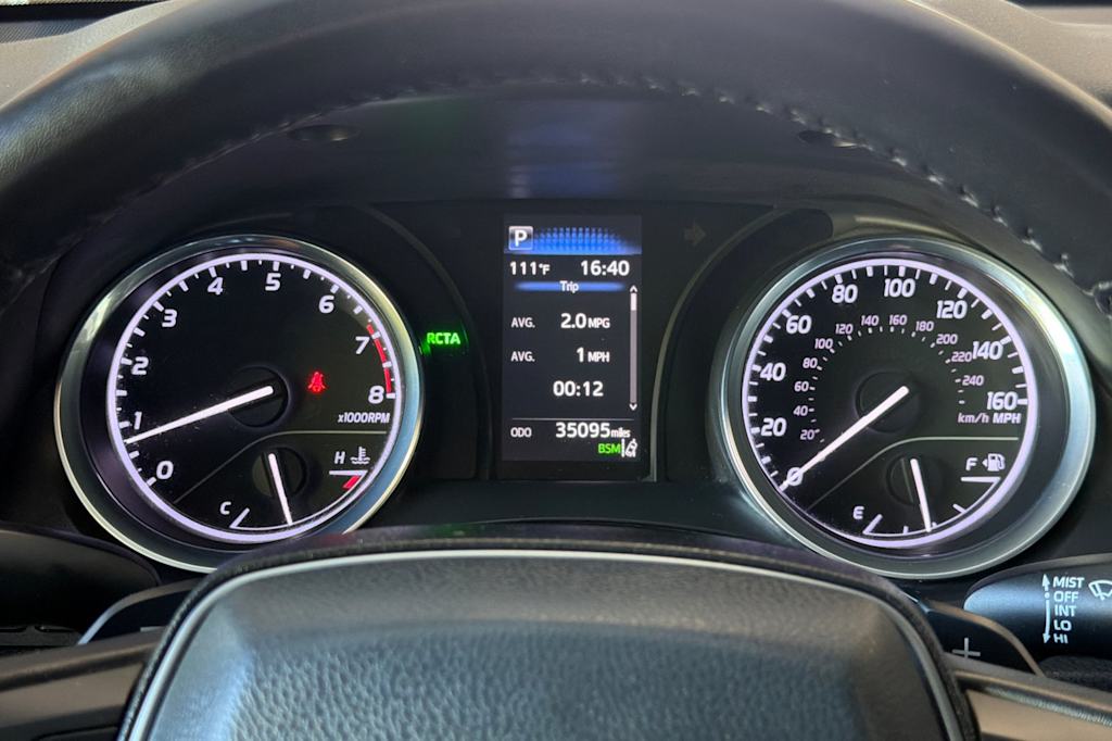 Thumbnail: 2019 Toyota Camry - 15