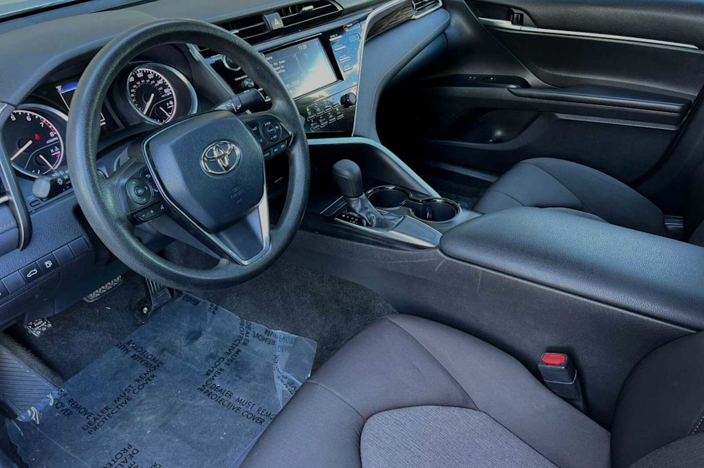 2018 Toyota Camry LE 9