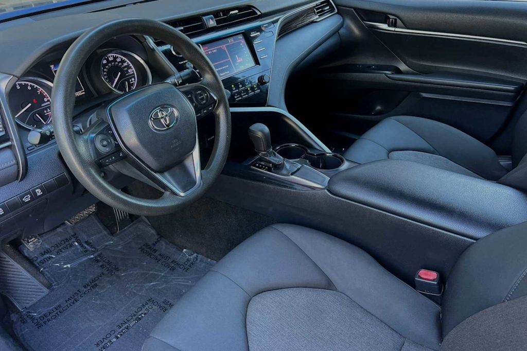 2019 Toyota Camry LE 8