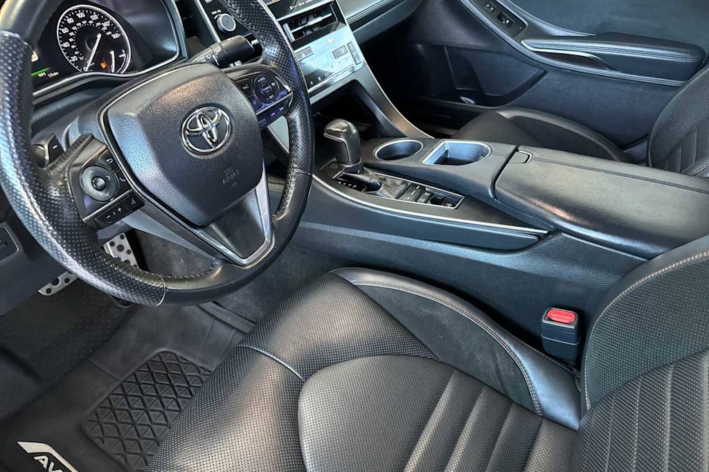 2019 Toyota Avalon XSE 9