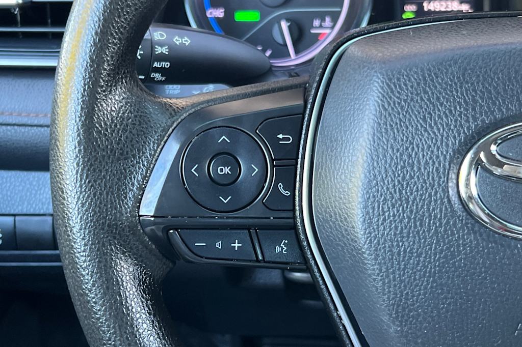Thumbnail: 2019 Toyota Camry - 28
