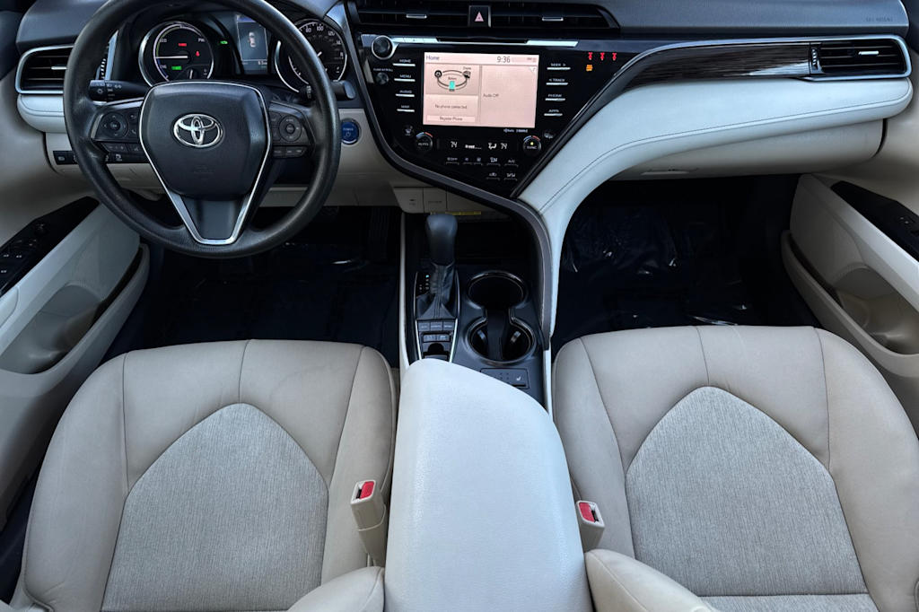 2019 Toyota Camry LE 2