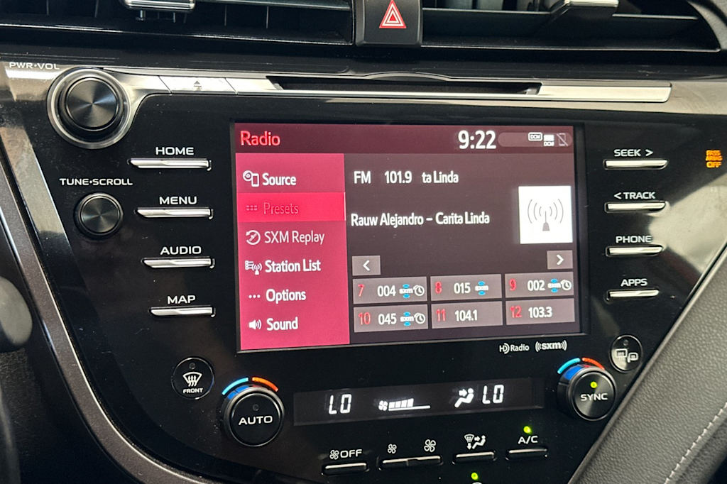 Thumbnail: 2019 Toyota Camry - 13