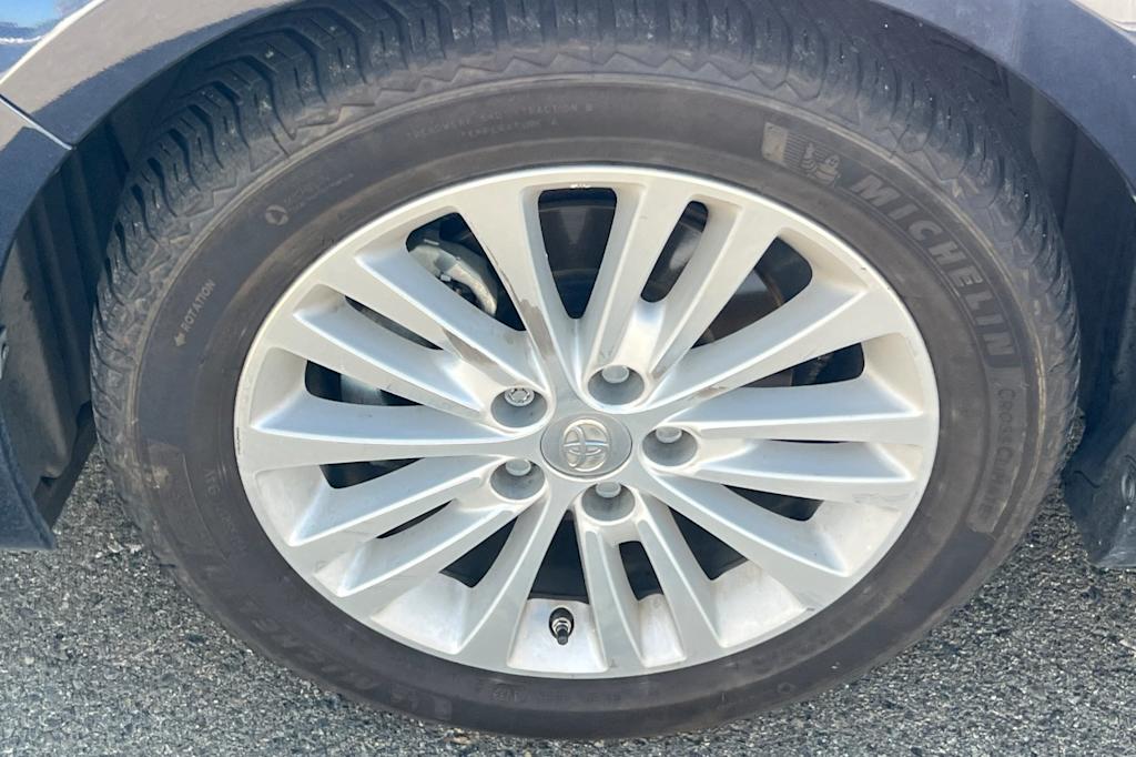 Thumbnail: 2014 Toyota Avalon - 6