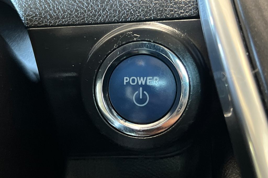 Thumbnail: 2015 Toyota Camry - 27