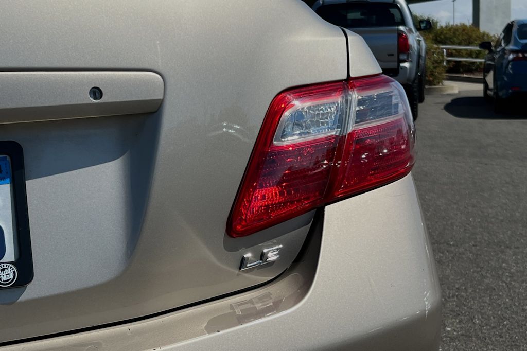 2007 Toyota Camry LE 30