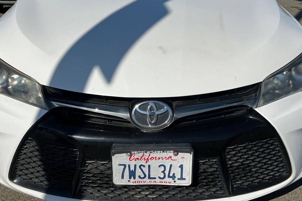 Thumbnail: 2017 Toyota Camry - 14